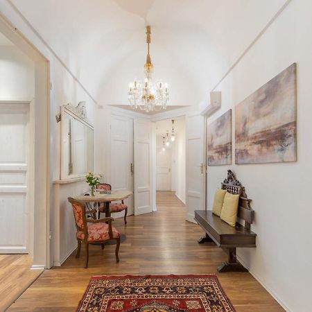 900 - Guest House Ливорно Екстериор снимка