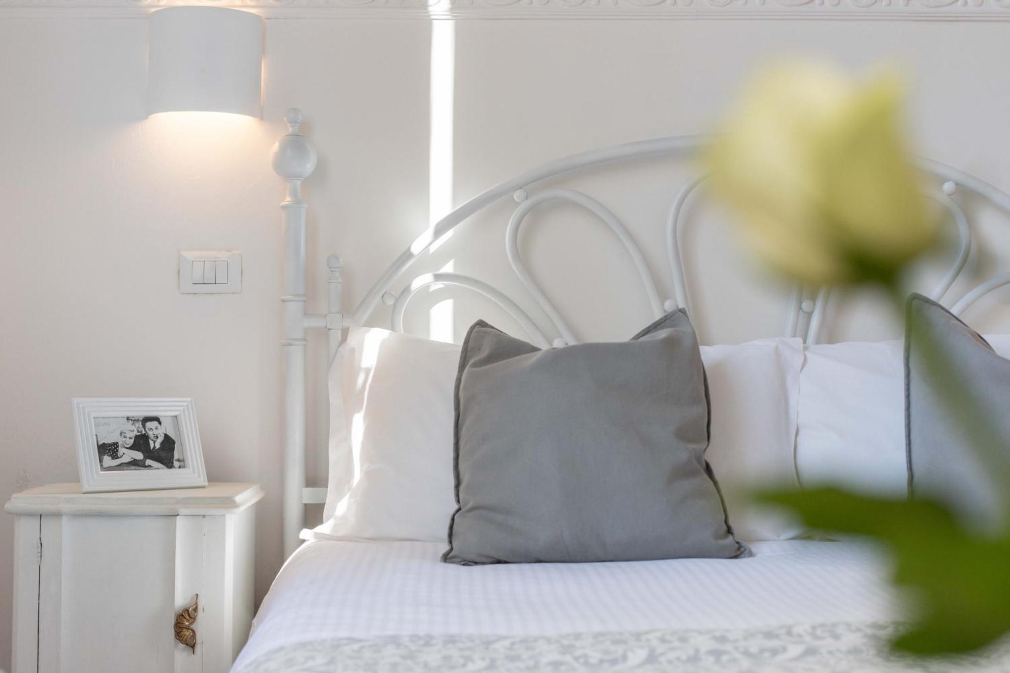 900 - Guest House Ливорно Екстериор снимка